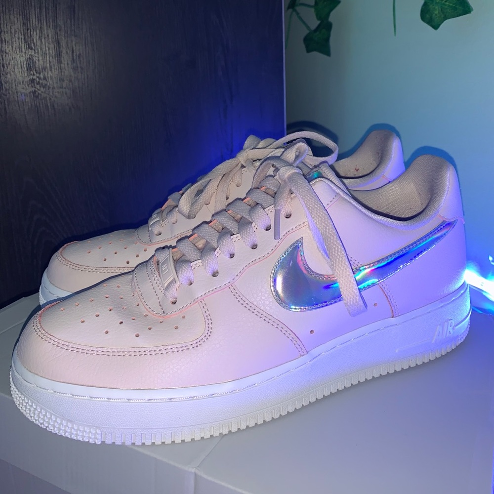 NIKE AIRFORCE 1